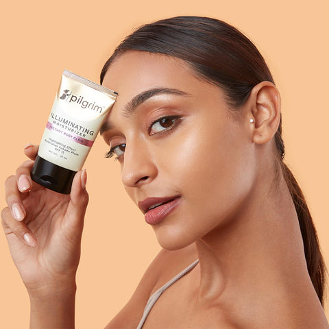 Pilgrim Illuminating Glow Moisturizer for Face | For Instant Rosy Glow & SPF 50 | Non-greasy Highlighter with Pink Pearl Finish | Enriched with Australian Kakadu Plum | For All Skin Types 30ml